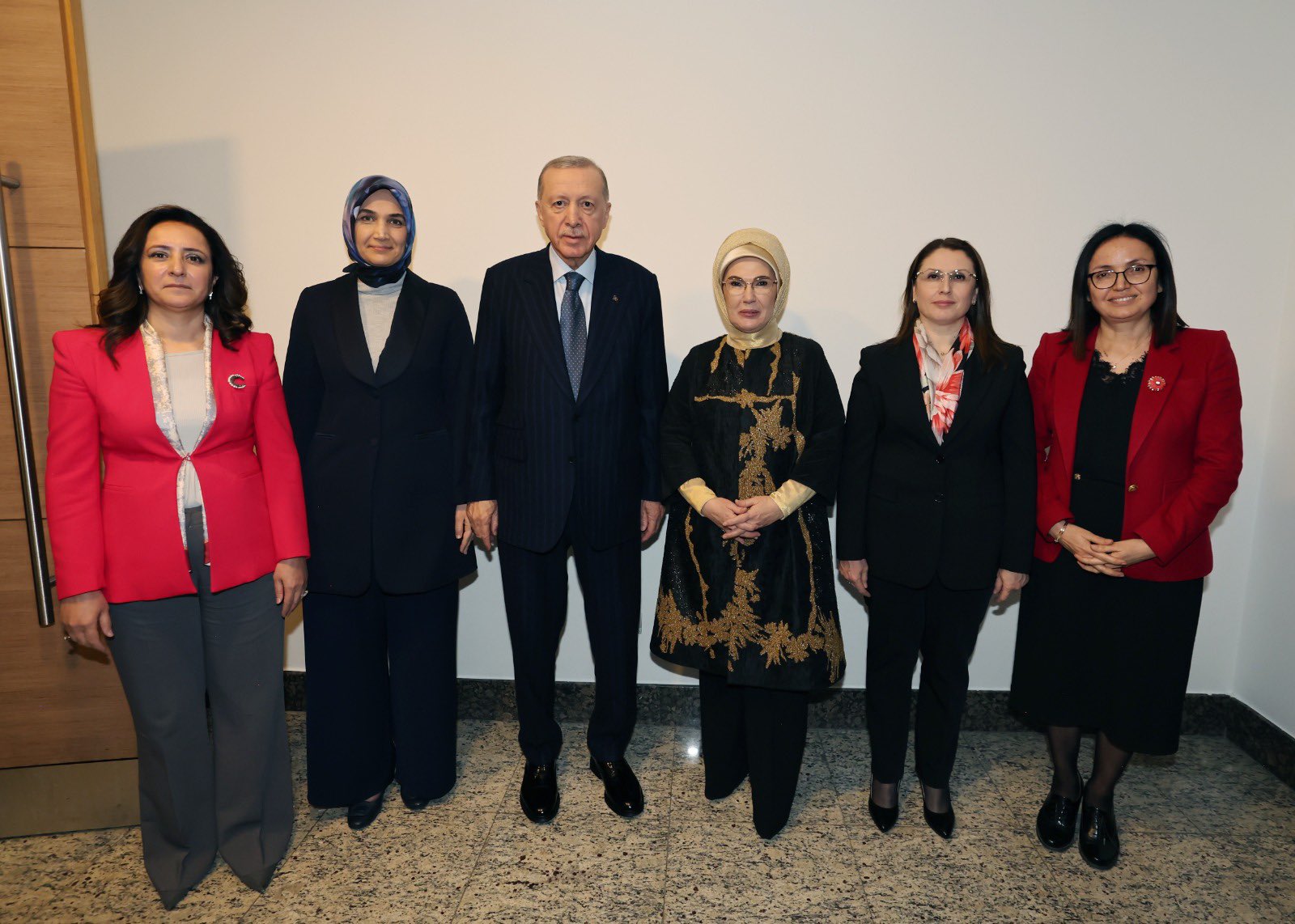 Vali Yiğitbaşı, Cumhurbaşkanı Erdoğan ve Emine Erdoğan ile bir araya geldi