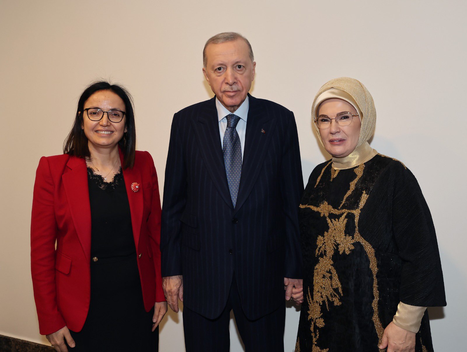 Vali Yiğitbaşı, Cumhurbaşkanı Erdoğan ve Emine Erdoğan ile bir araya geldi