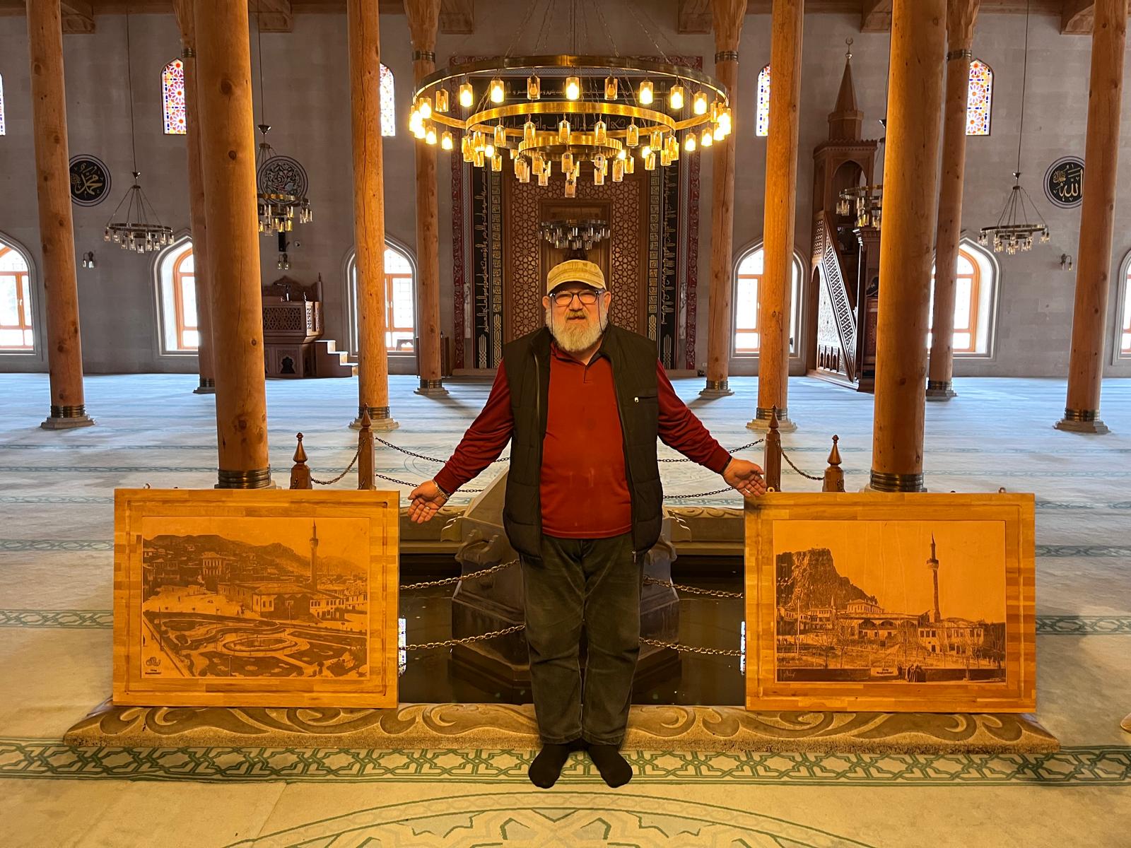 Paşa Camii’nin Geçmişi Ahşaba İşlendi
