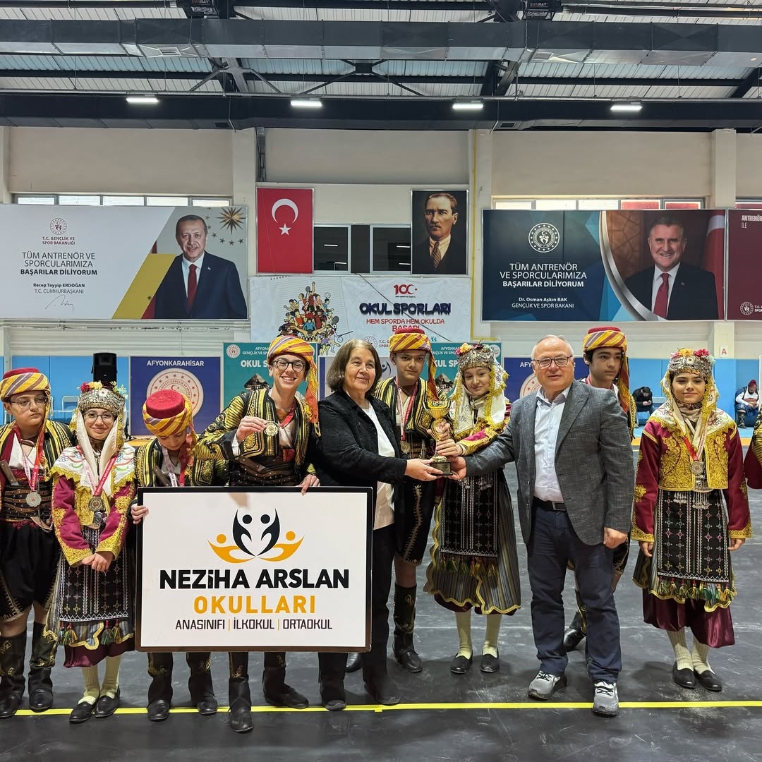 NEZİHA ARSLAN OKULLARI 2 ŞAMPİYONLUK KAZANDI