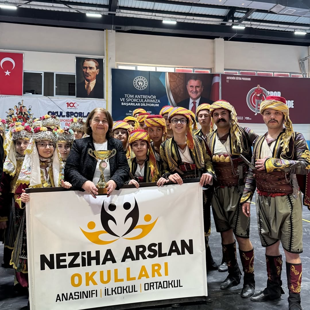 NEZİHA ARSLAN OKULLARI 2 ŞAMPİYONLUK KAZANDI