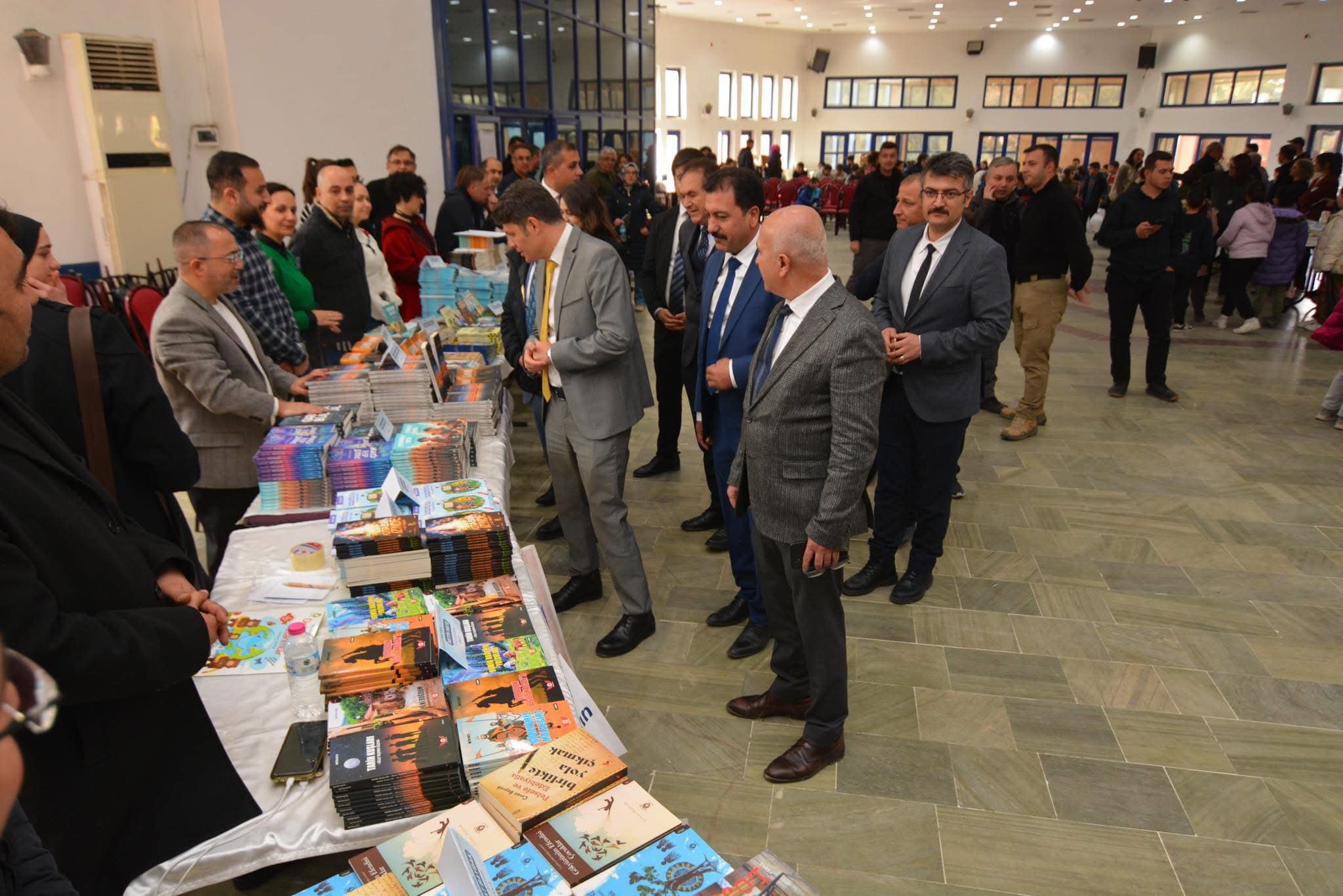 Kaymakam Çengel, ''Sandıklı Kültürel Kalkınma Projesi'' Kapsamında Öğretmen Yazarlarla Buluştu
