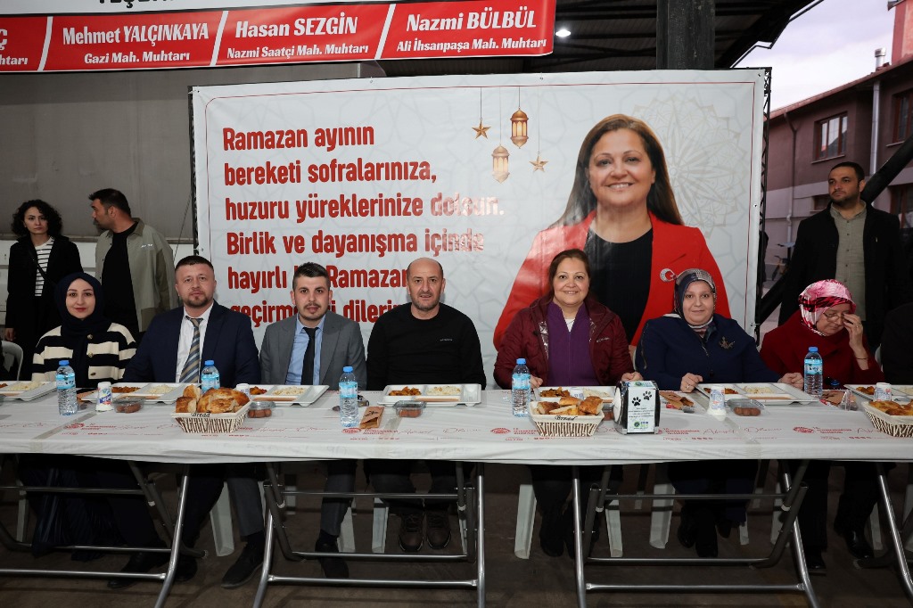 RAMAZAN SOFRASINDA BİRLİK VE DAYANIŞMA