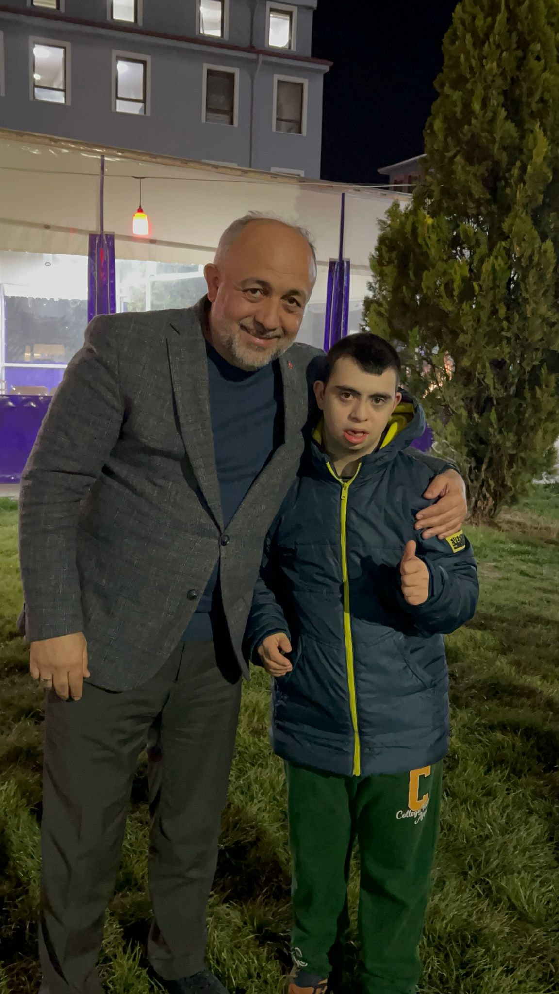 Müdürü Kasapoğlu Özel Bireylerle İftarda Bir Araya Geldi