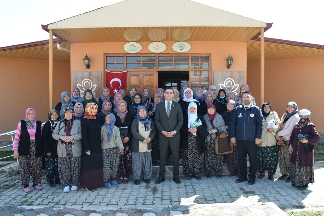 Kaymakam Demirci’den, Kadın Kur’an Kursuna Ziyaret
