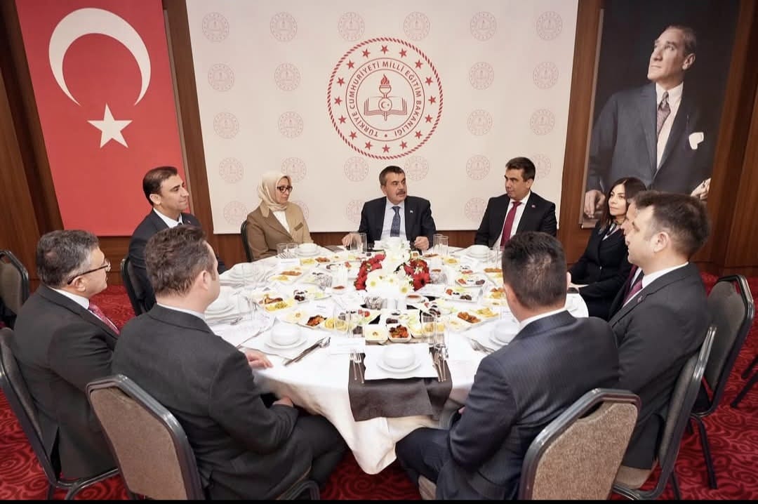 Müdür Sünnetci, Bakan Tekin İle İftar Programında Buluştu