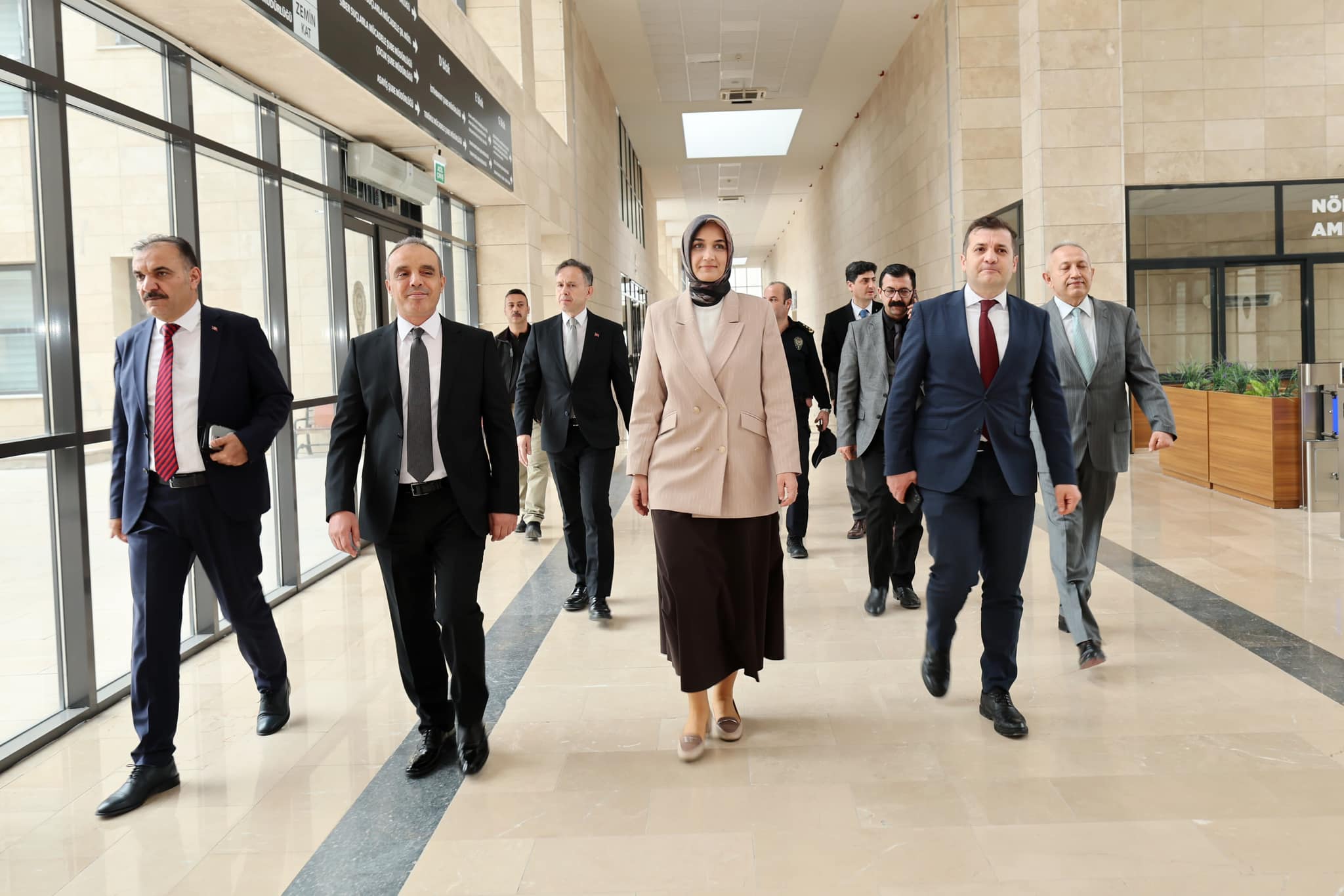 Vali Yiğitbaşı, Başarılı Silah Operasyonunu Yerinde İnceledi