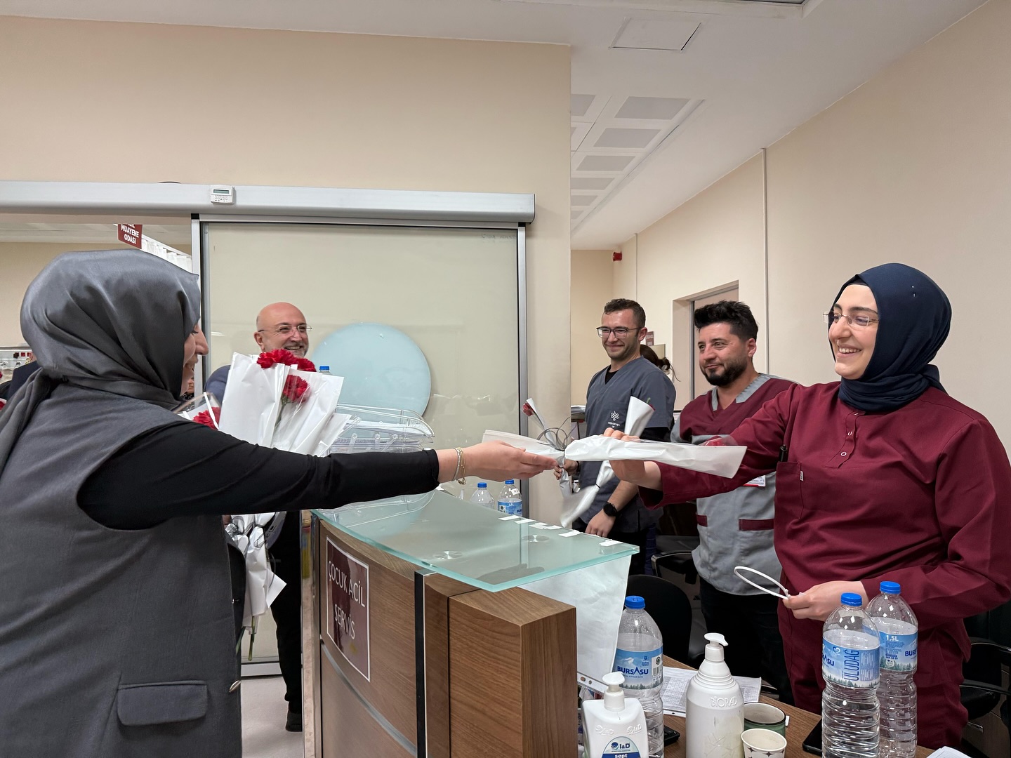 İl Başkanı Şahin'den, Sağlık Çalışanlarına Anlamlı Ziyaret