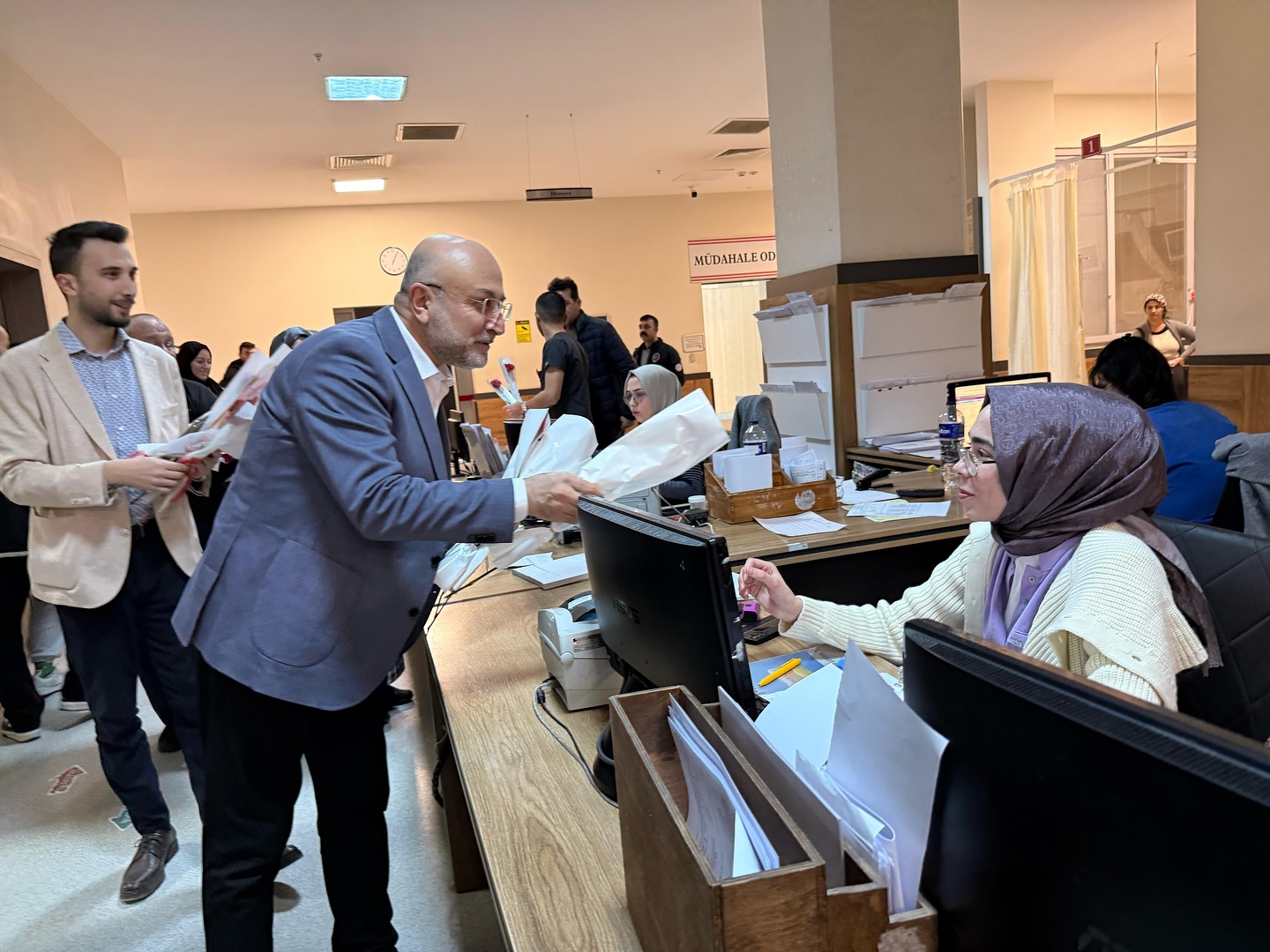 İl Başkanı Şahin'den, Sağlık Çalışanlarına Anlamlı Ziyaret