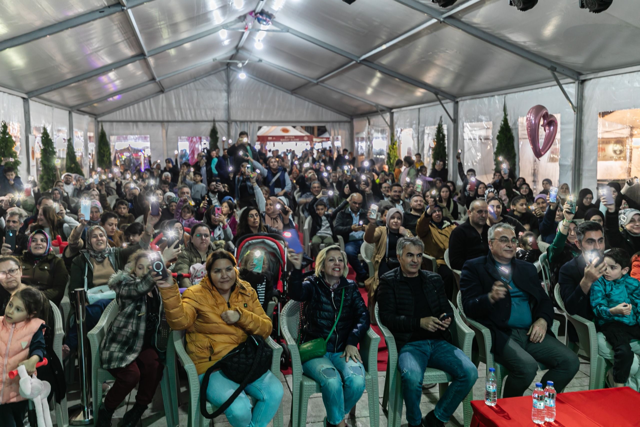 Afyonkarahisar Belediyesi Dayanışmayı Büyütüyor: Birlik ve Beraberlikle Dolu Bir Hafta Geride Kaldı...