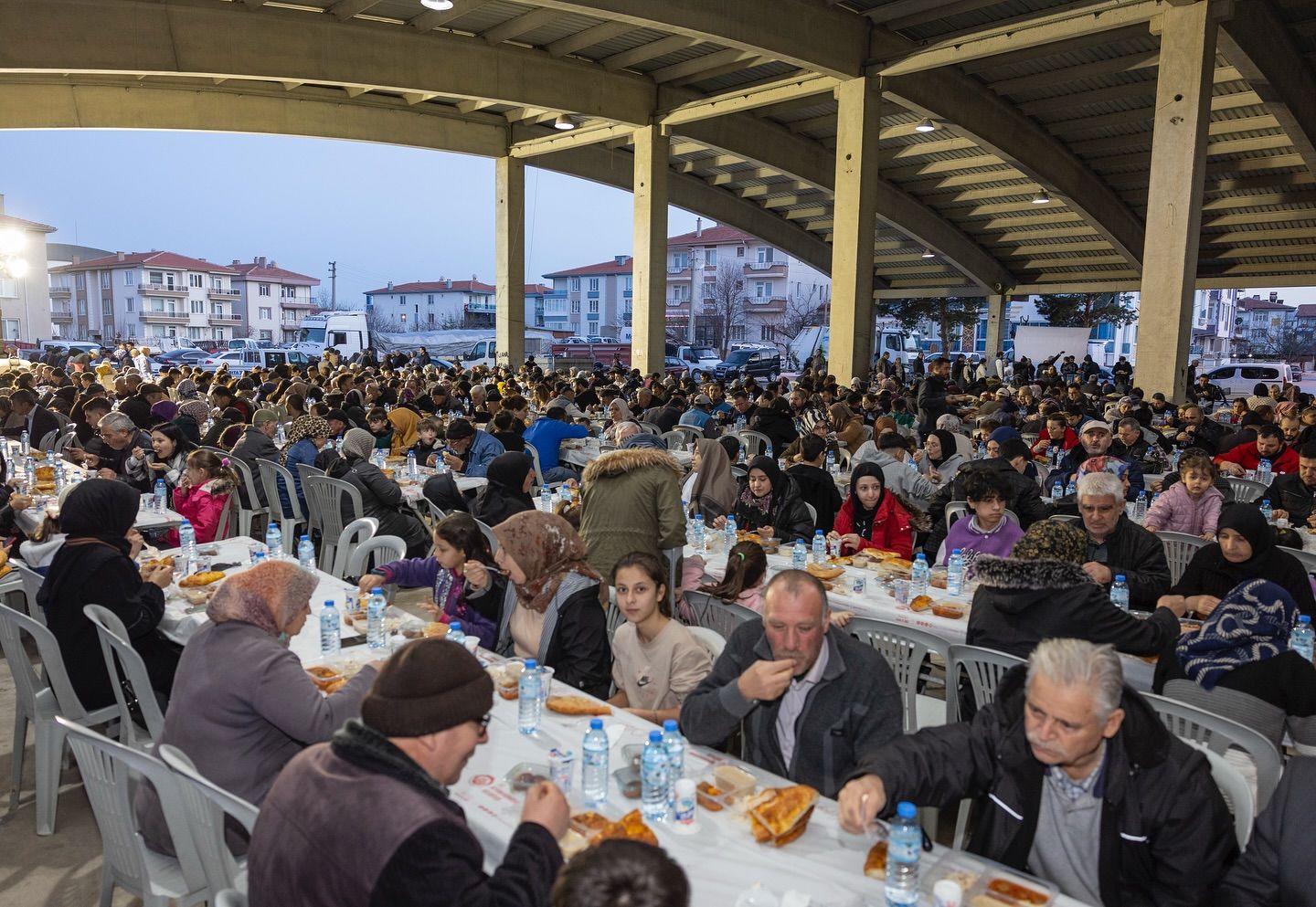 Afyonkarahisar Belediyesi Dayanışmayı Büyütüyor: Birlik ve Beraberlikle Dolu Bir Hafta Geride Kaldı...