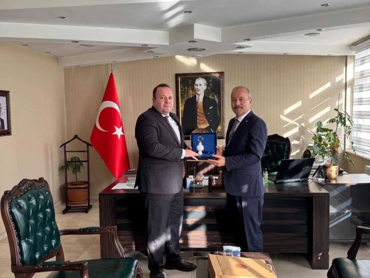 Milletvekili Taytak’tan Şuhut’ta Taziye ve Hemşehri Buluşması