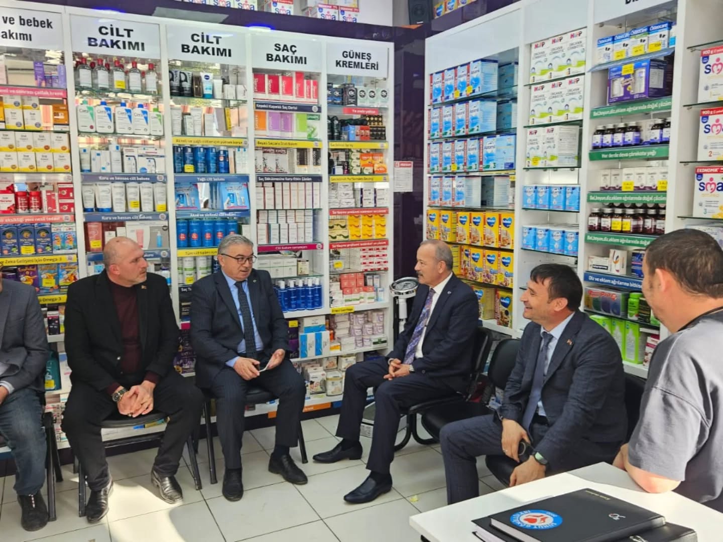 Milletvekili Taytak’tan Şuhut’ta Taziye ve Hemşehri Buluşması