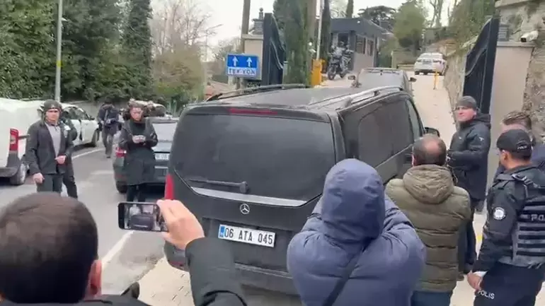 Ekrem İmamoğlu'na 4 Günlük Gözaltı Süresi Bekleniyor: İmamoğlu'nun Gözaltı Sürecine Dair Tüm Detaylar Haberimizde