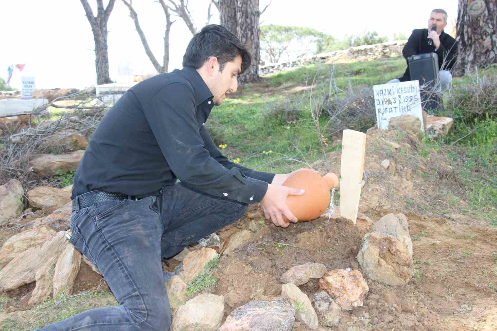 Öz Babaları Tarafından Öldürülen Bebekler Aynı Tabutta Taşındı