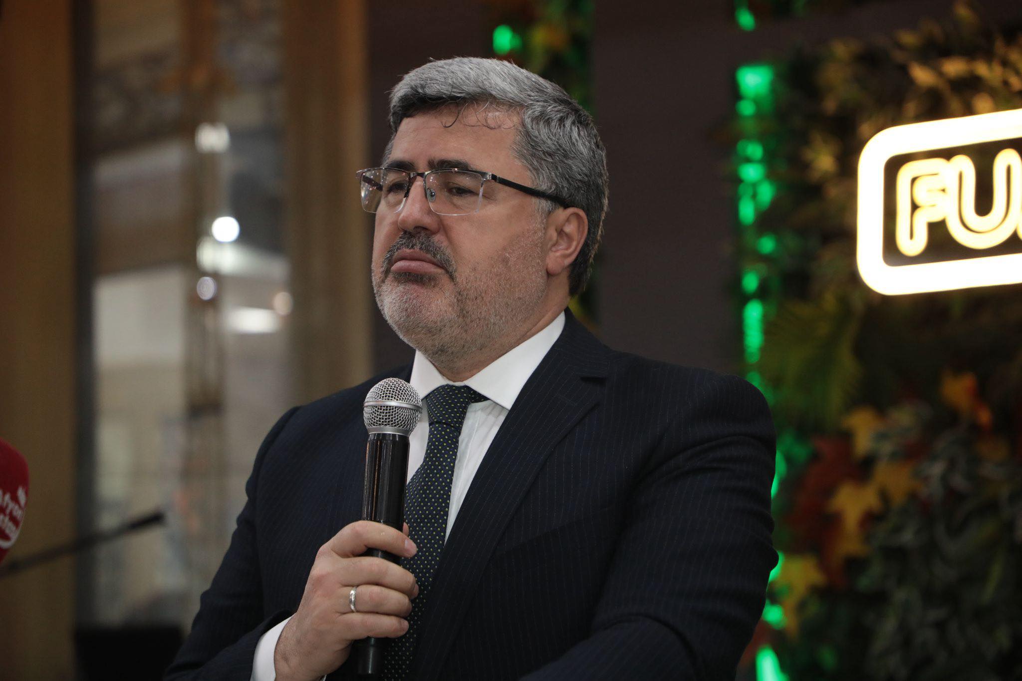 AK PARTİLİ ÖZKAYA  "VEFANIN ADI AK PARTİ"