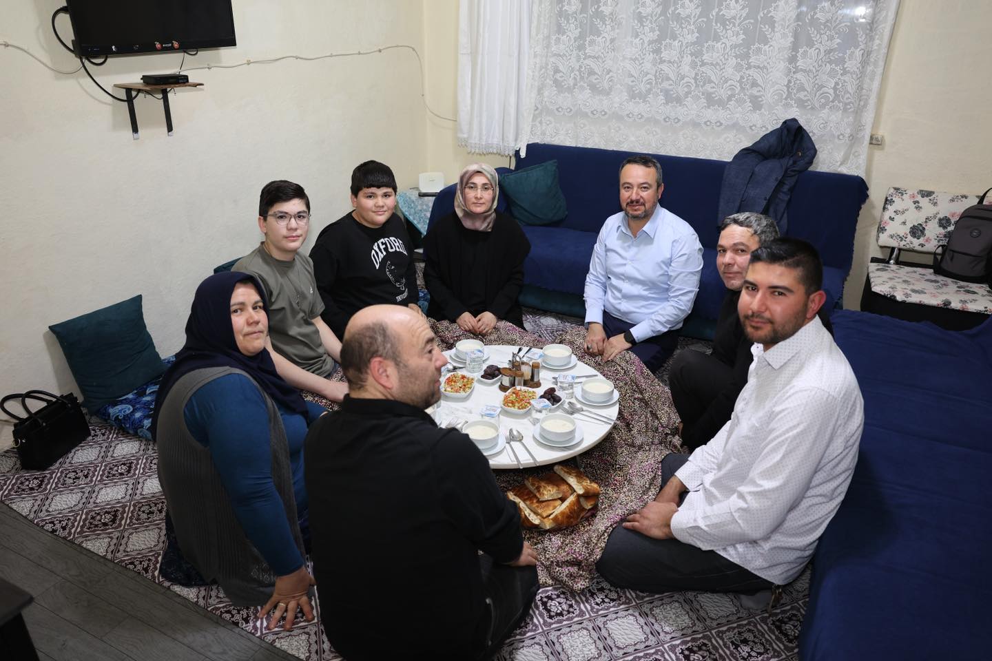 BAŞKAN ÖZTAŞ  HER İFTAR BİR HANEDE