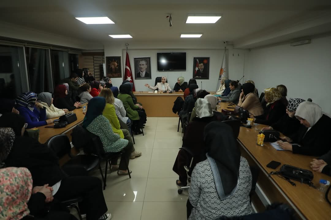 Bakan Göktaş, AK Kadınlarla Buluştu