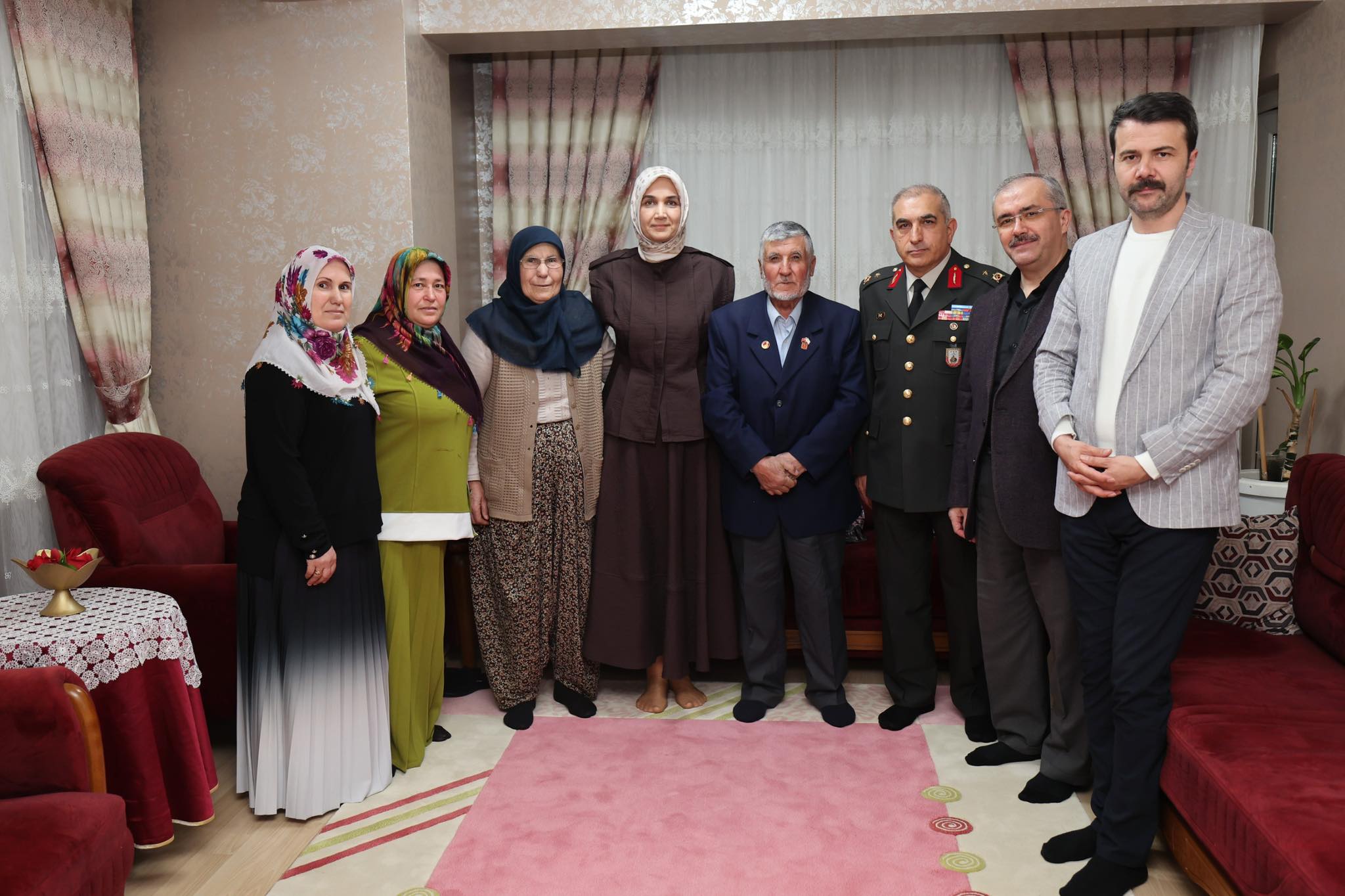 VALİ YİĞİTBAŞI, KIBRIS GAZİSİ ŞABAN KOÇAK’I ZİYARET ETTİ