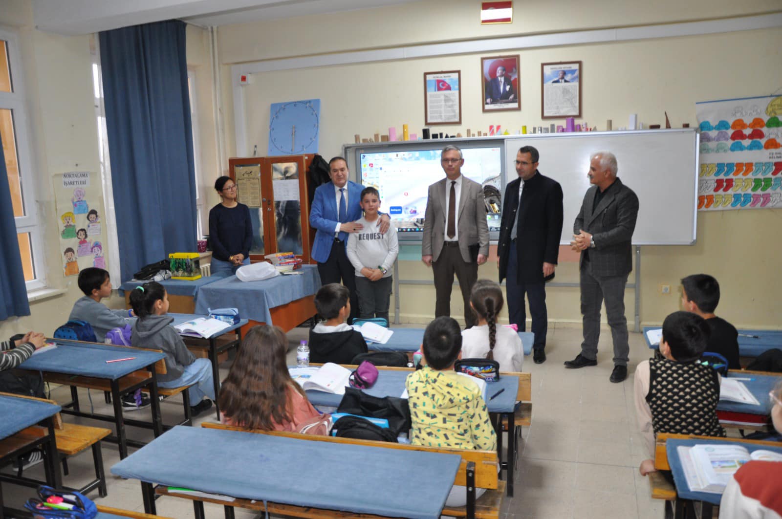 Müdür Eroğlu'nun, 2. Dönem Okul Ziyaretleri Sürüyor