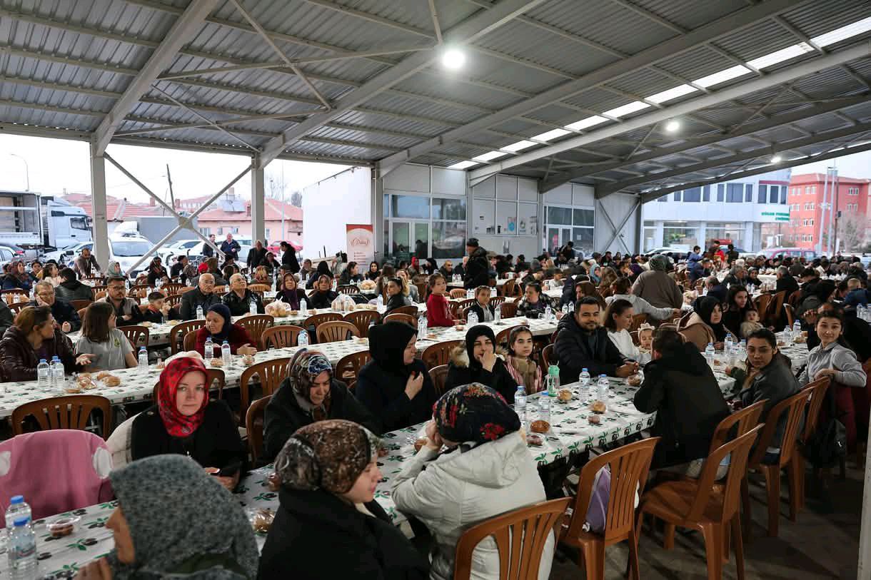 Başkan Köksal, Evciler İlçesinde İftar Programına Katıldı