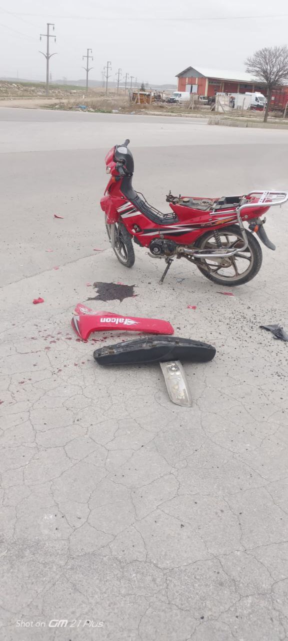 SON DAKİKA! ORGANİZE'DE KAZA: MOTOSİKLET İLE OTOMOBİL ÇARPIŞTI