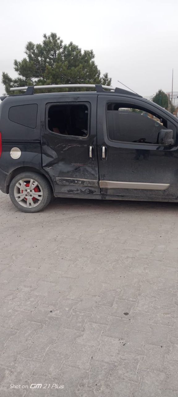 SON DAKİKA! ORGANİZE'DE KAZA: MOTOSİKLET İLE OTOMOBİL ÇARPIŞTI