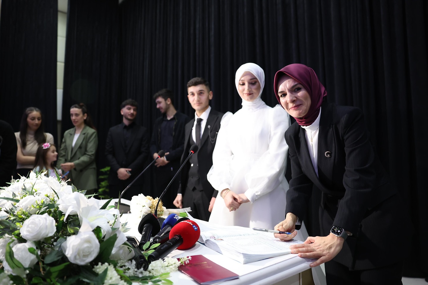 AFYONLU BAKAN GÖKTAŞ  MUTLU GÜNLERİNE ORTAK OLDU