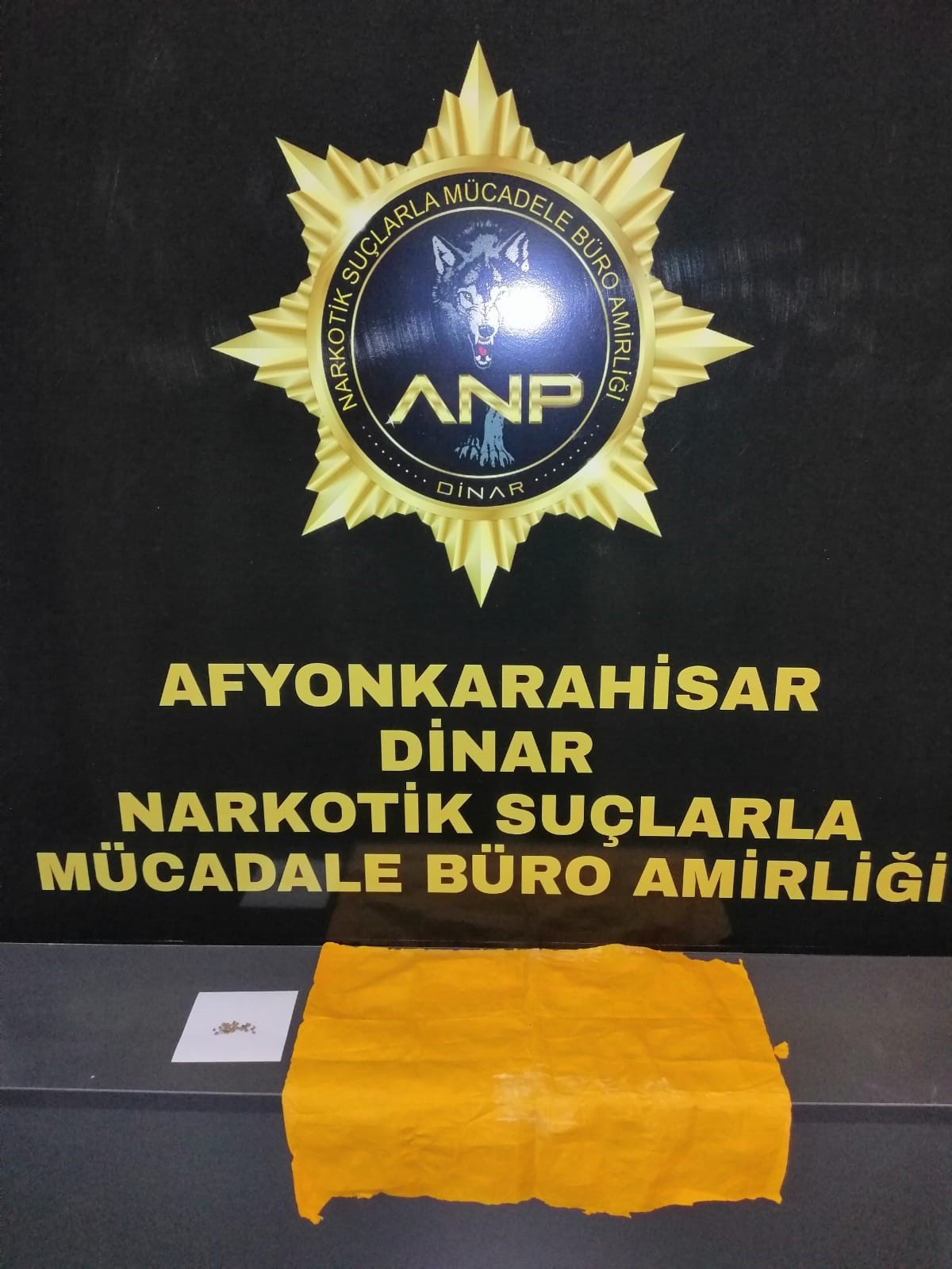 Afyon’da Uyuşturucu Maddeler İle Yakalanan 9 Kişi Tutuklandı