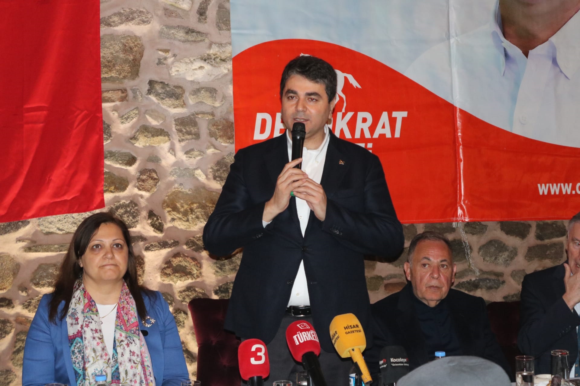 AFYONLU GENEL BAŞKAN UYSAL "MİLLETİMİZİN HAYALLERİ BİZİM KUTUP YILDIZIMIZDIR"