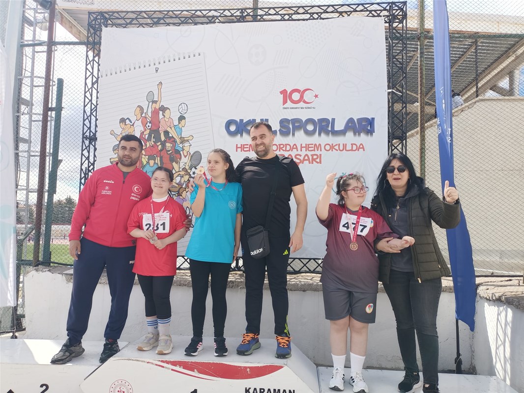 Afyonkarahisar’ın Özel Sporcuları Türkiye Şampiyonası’nda Zirvede