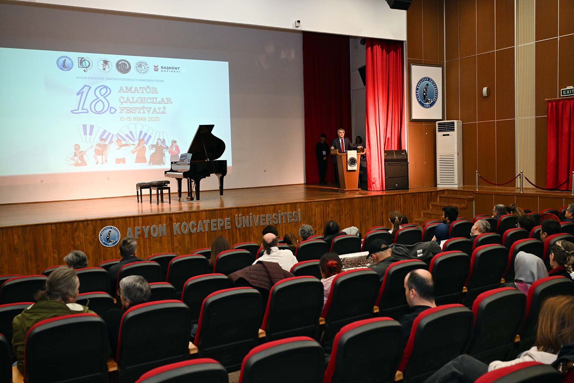 AKÜ’de 18. Amatör Çalgıcılar Festivali Başladı
