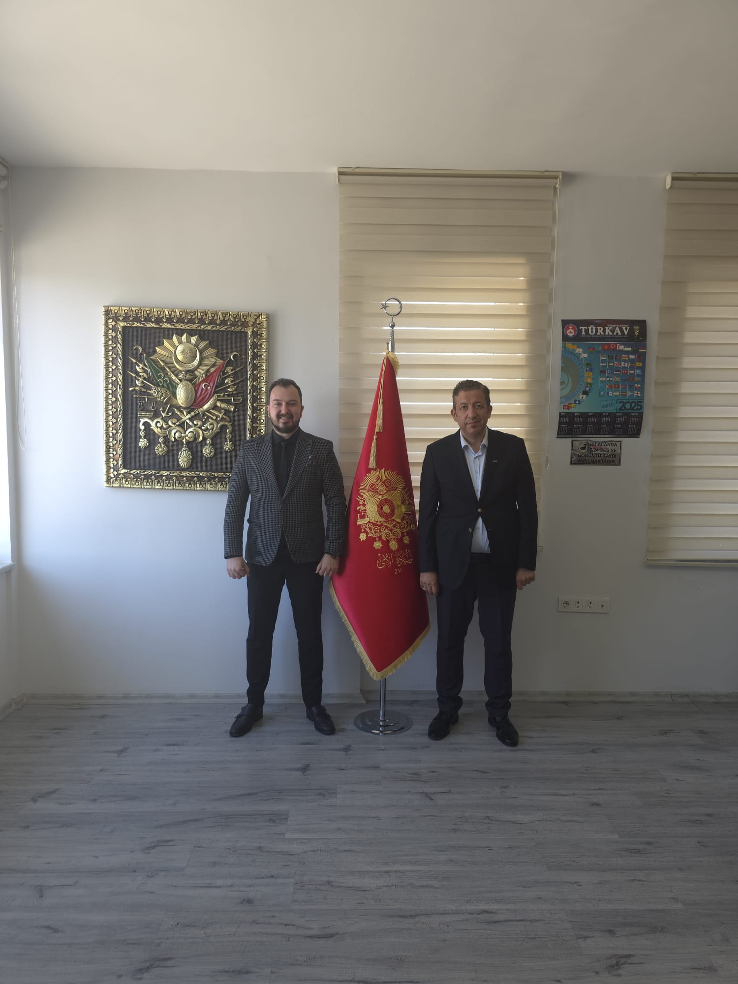 Ortaokul Öğrencileri Hukuk Mesleğiyle Tanıştı: Türk Hukuk Enstitüsü İl Başkanı Kartal, Öğrencilerle Buluştu
