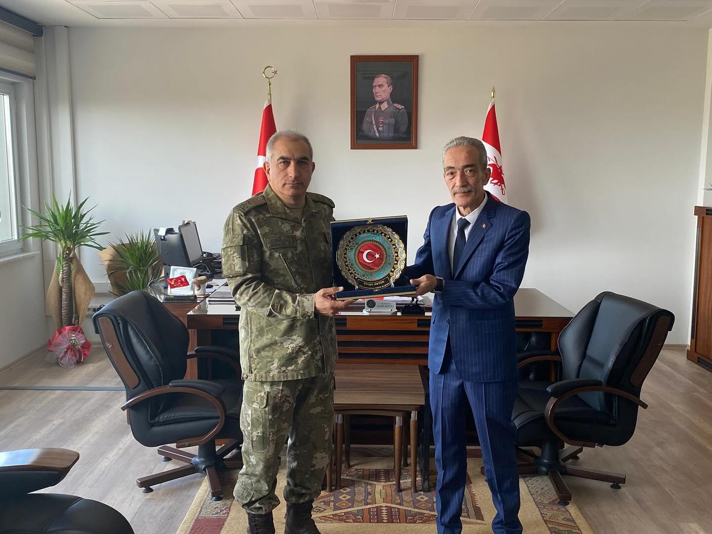 ESOB Başkanı Üstün’den Garnizon Komutanı Dağlı’ya Ziyaret