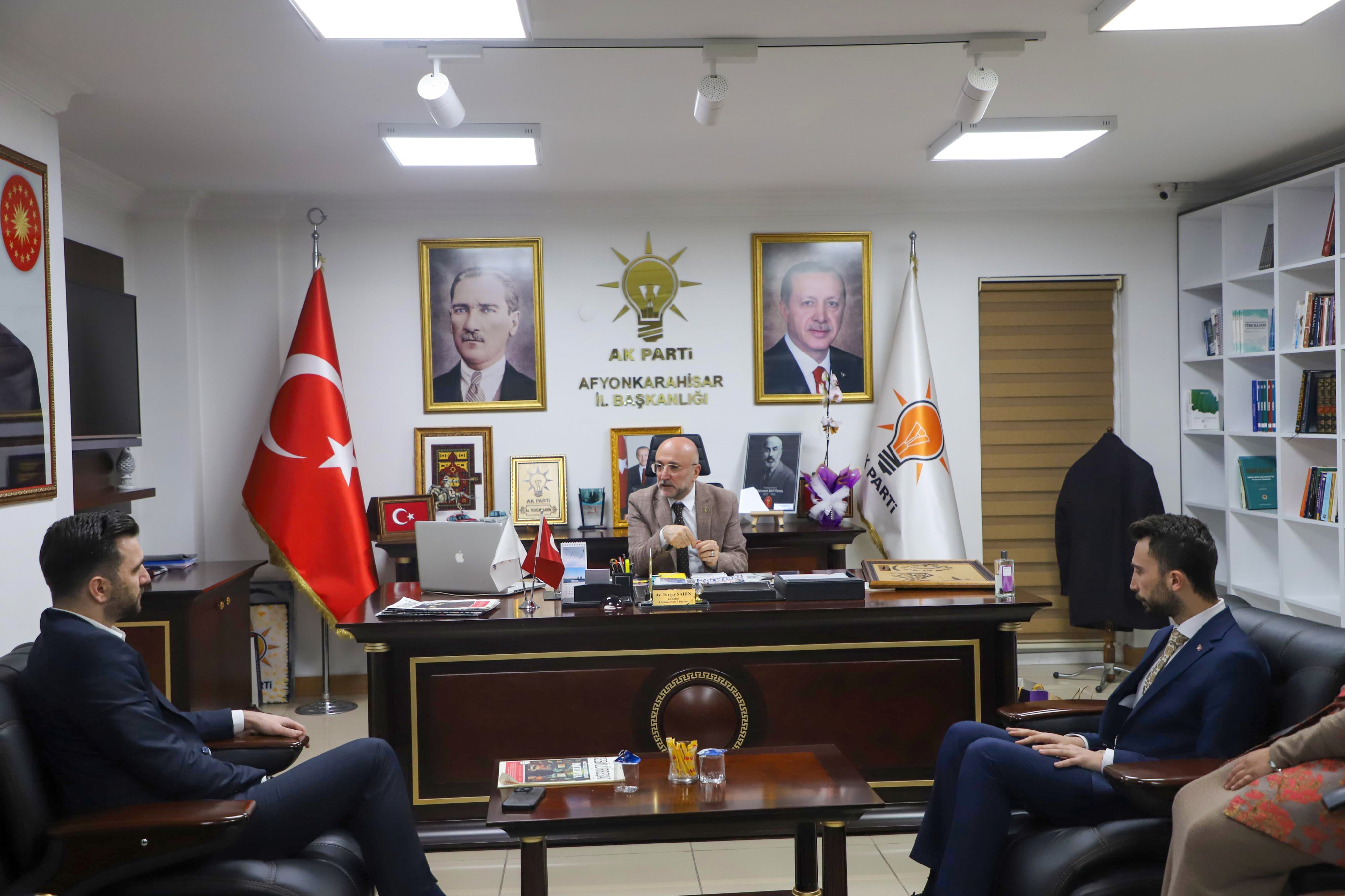 NAZLIER’DEN AFYONKARAHİSAR’A ÖVGÜ  “GEÇMİŞİN MİRASINI TAŞIYAN GÜÇLÜ BİR TEŞKİLAT”
