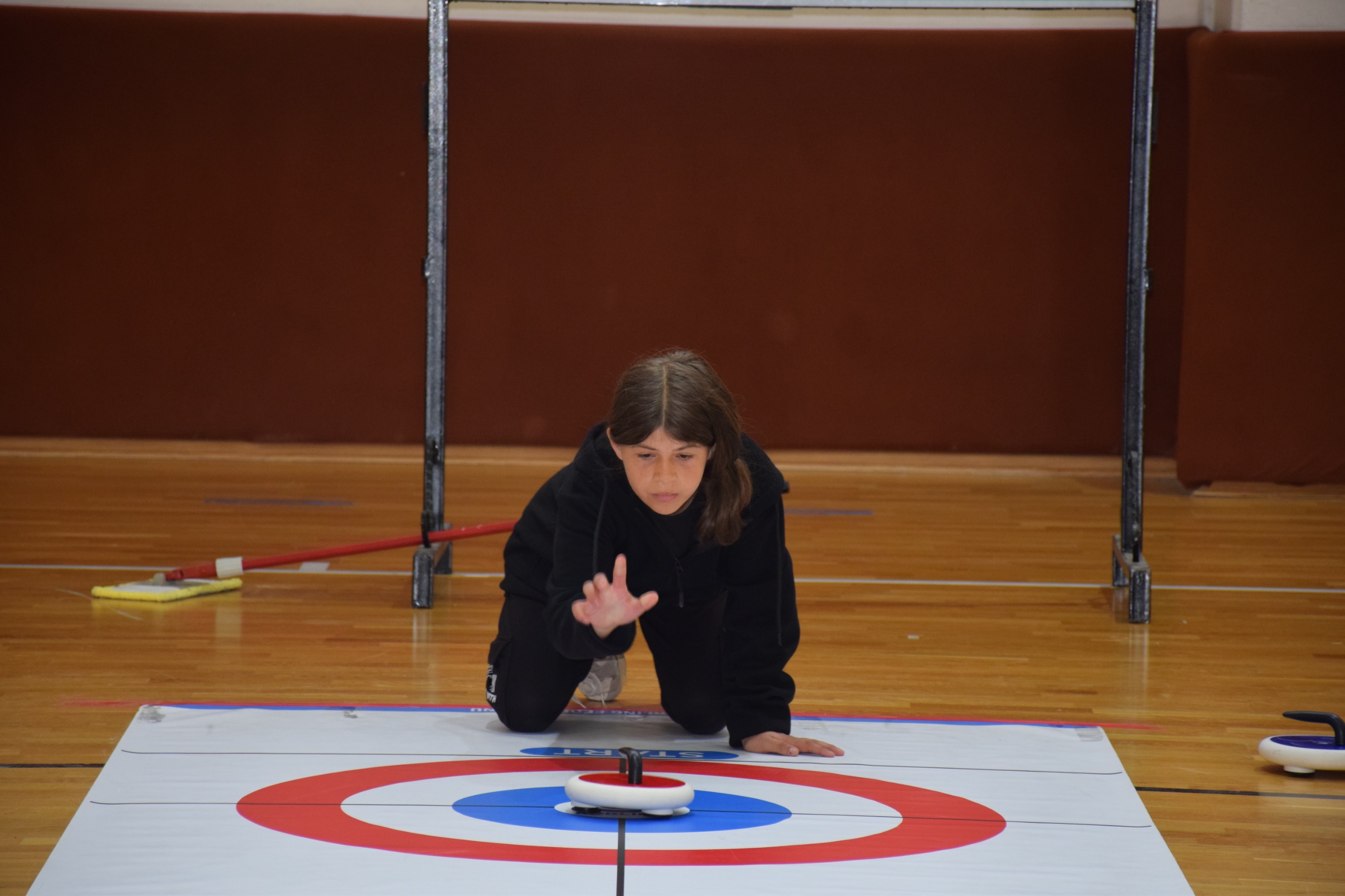 23 Nisan Ulusal Egemenlik ve Çocuk Bayramı Floor Curling Turnuvası Sona Erdi