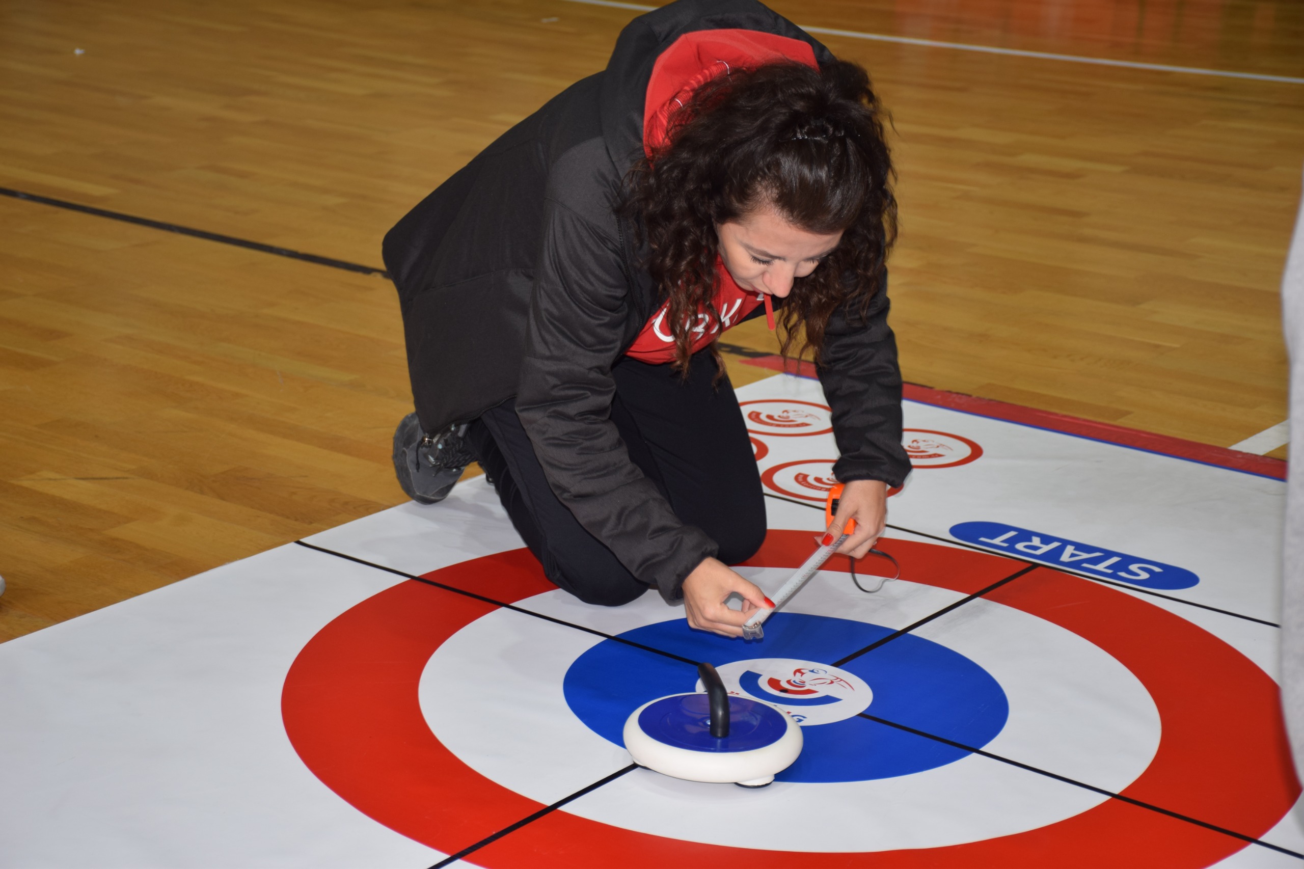 23 Nisan Ulusal Egemenlik ve Çocuk Bayramı Floor Curling Turnuvası Sona Erdi