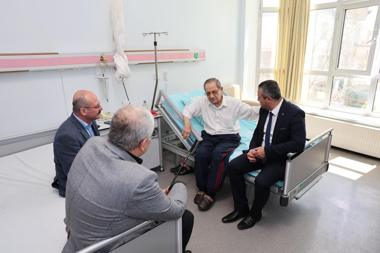 Başkan Öztaş’tan Geçmiş Olsun Ziyareti