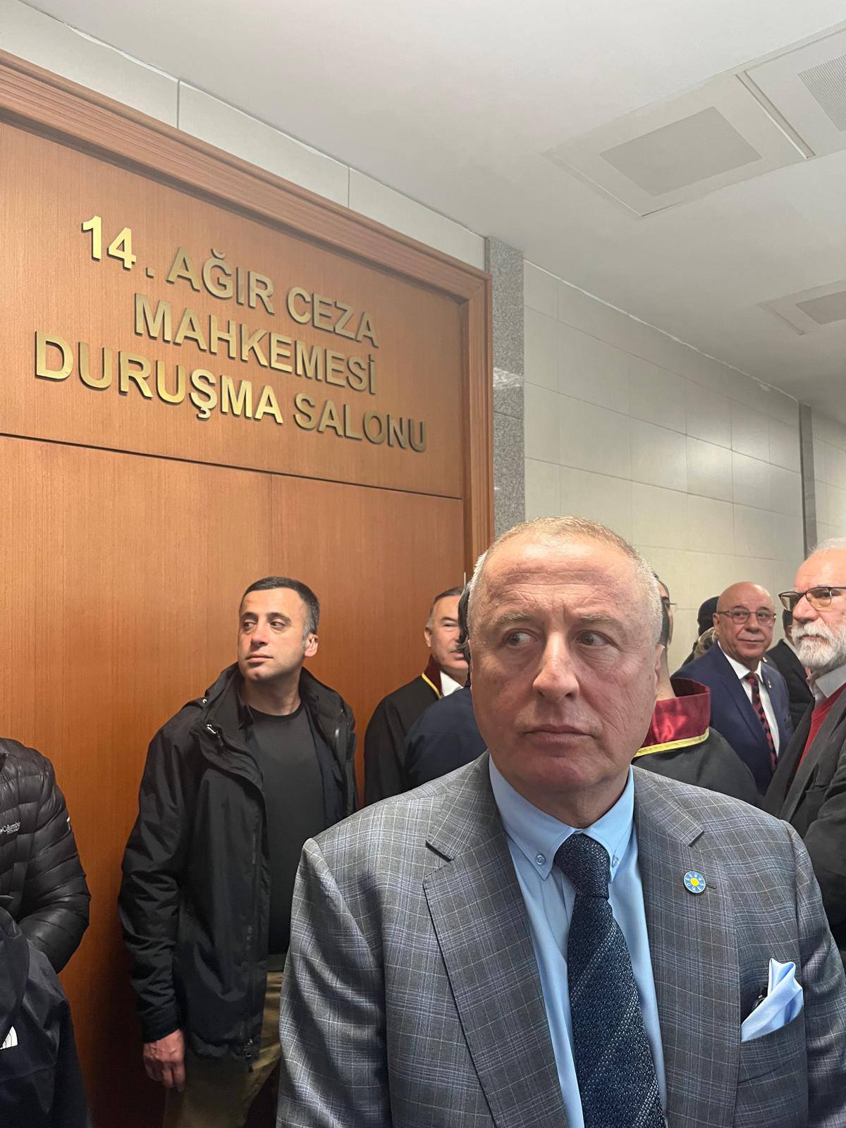 Milletvekili Olgun, Ümit Özdağ'ın Davasını Takip Etti