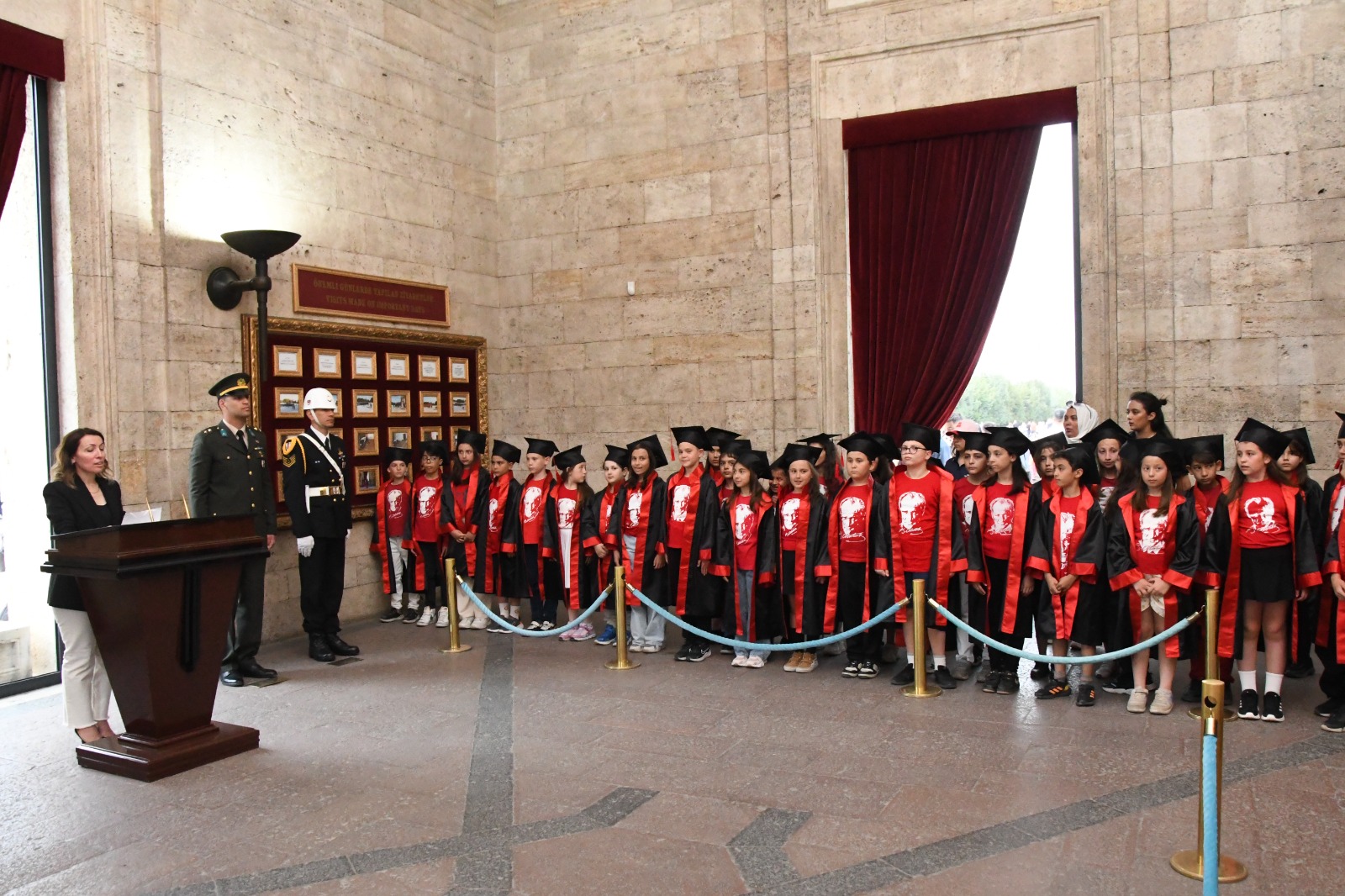 Kocatepe İlkokulu Öğrencileri Atasına Çelenk Sundu!