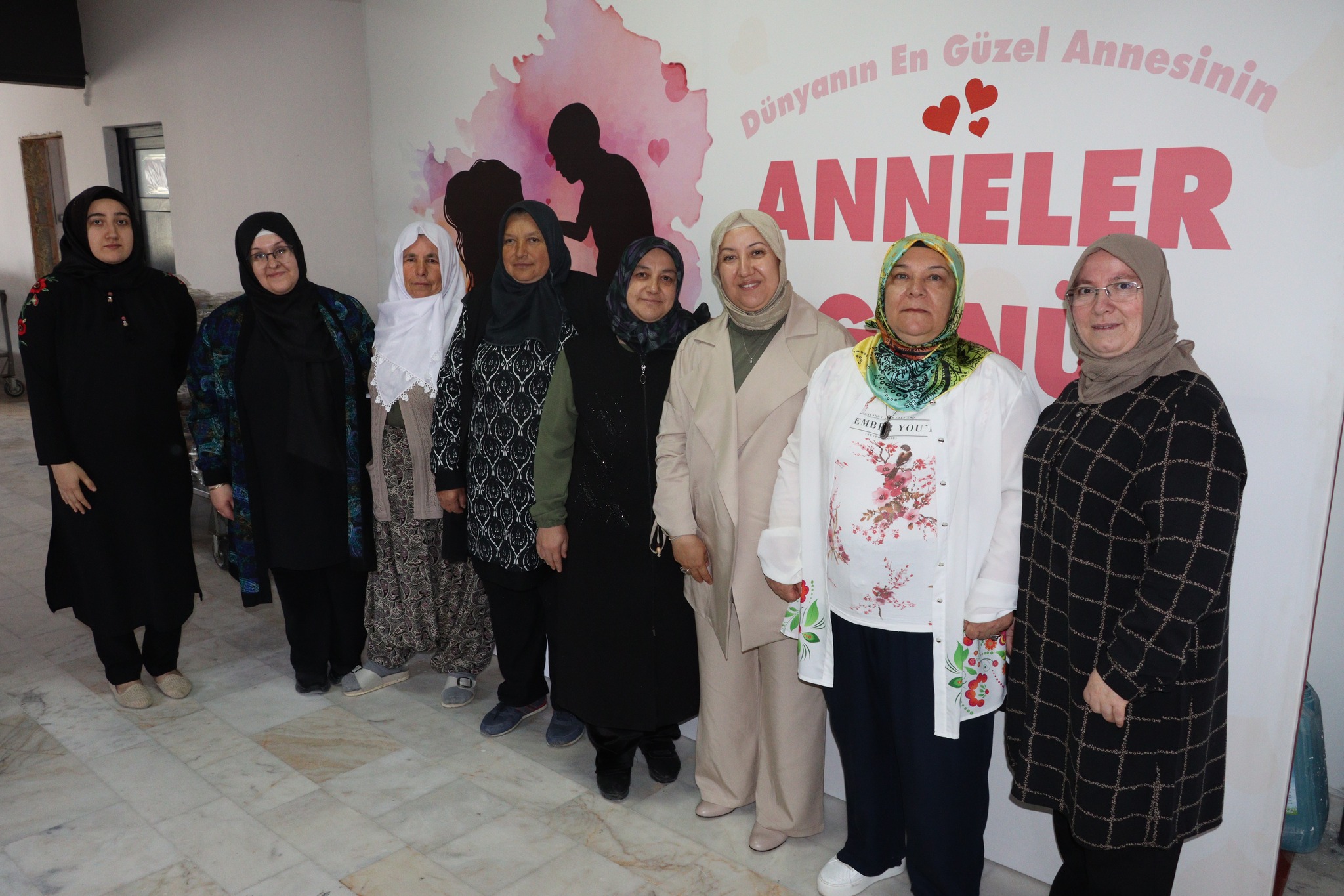 İscehisar Belediyesi'nden “Anneler Günü” Programı