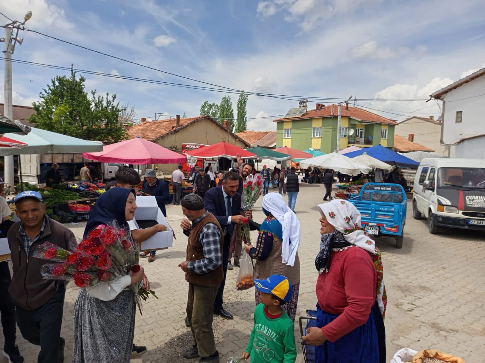 Düzağaç Belediye Başkanı Çetinkaya’dan Anneler Günü’ne Özel Jest