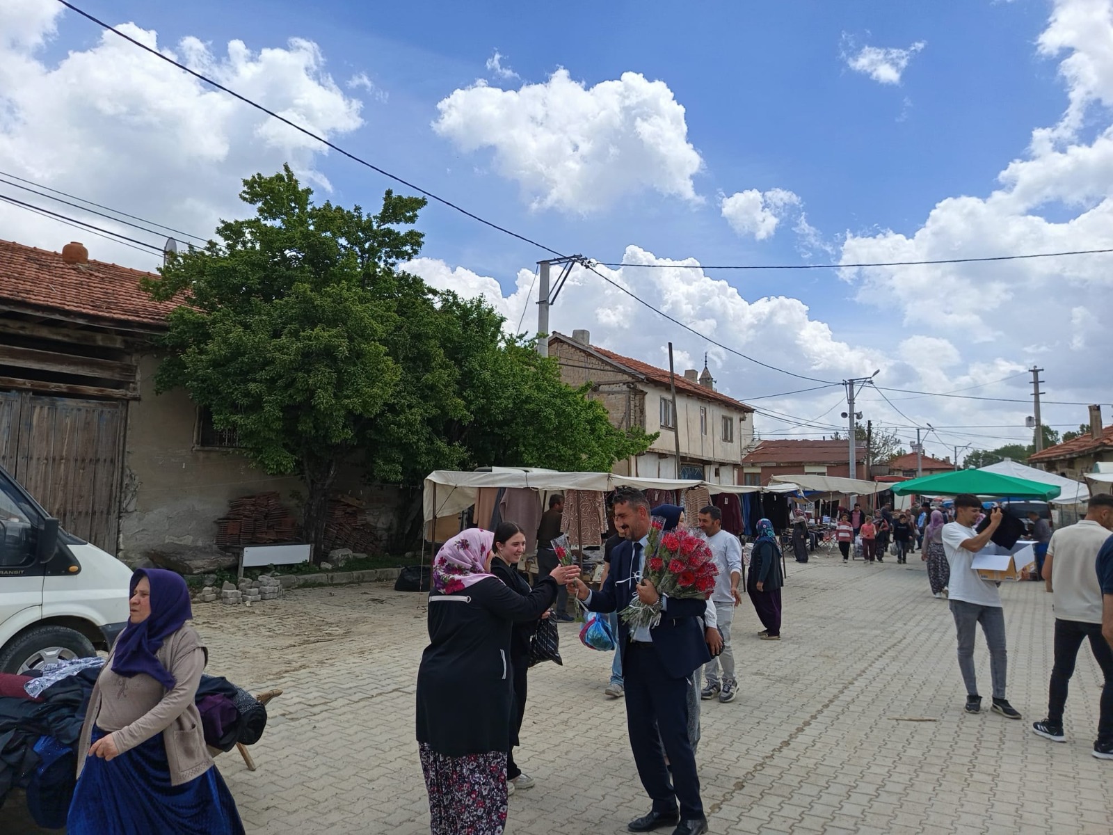 Düzağaç Belediye Başkanı Çetinkaya’dan Anneler Günü’ne Özel Jest
