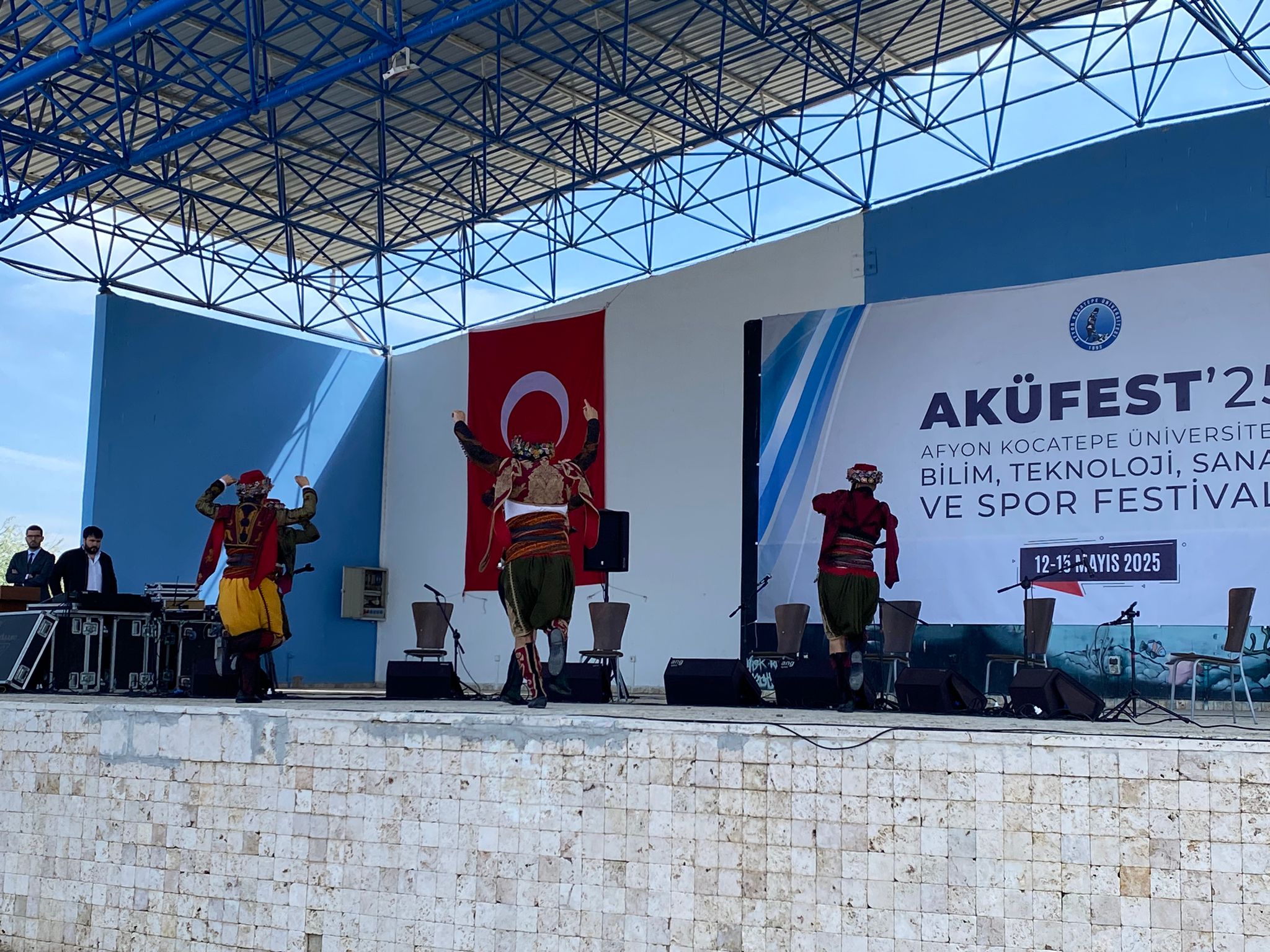 AKÜFEST’25 Coşkusu Başladı!  “AKÜ, Tam Akreditasyonla Geleceğe Emin Adımlarla Yürüyor”