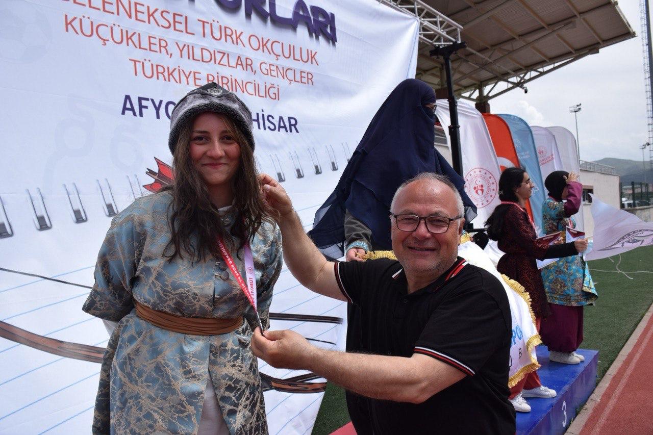 Türk Okçuluğunun Genç Neferleri Afyon’da Buluştu: 600 Sporcunun Katıldığı Grup Müsabakaları Heyecanla Tamamlandı