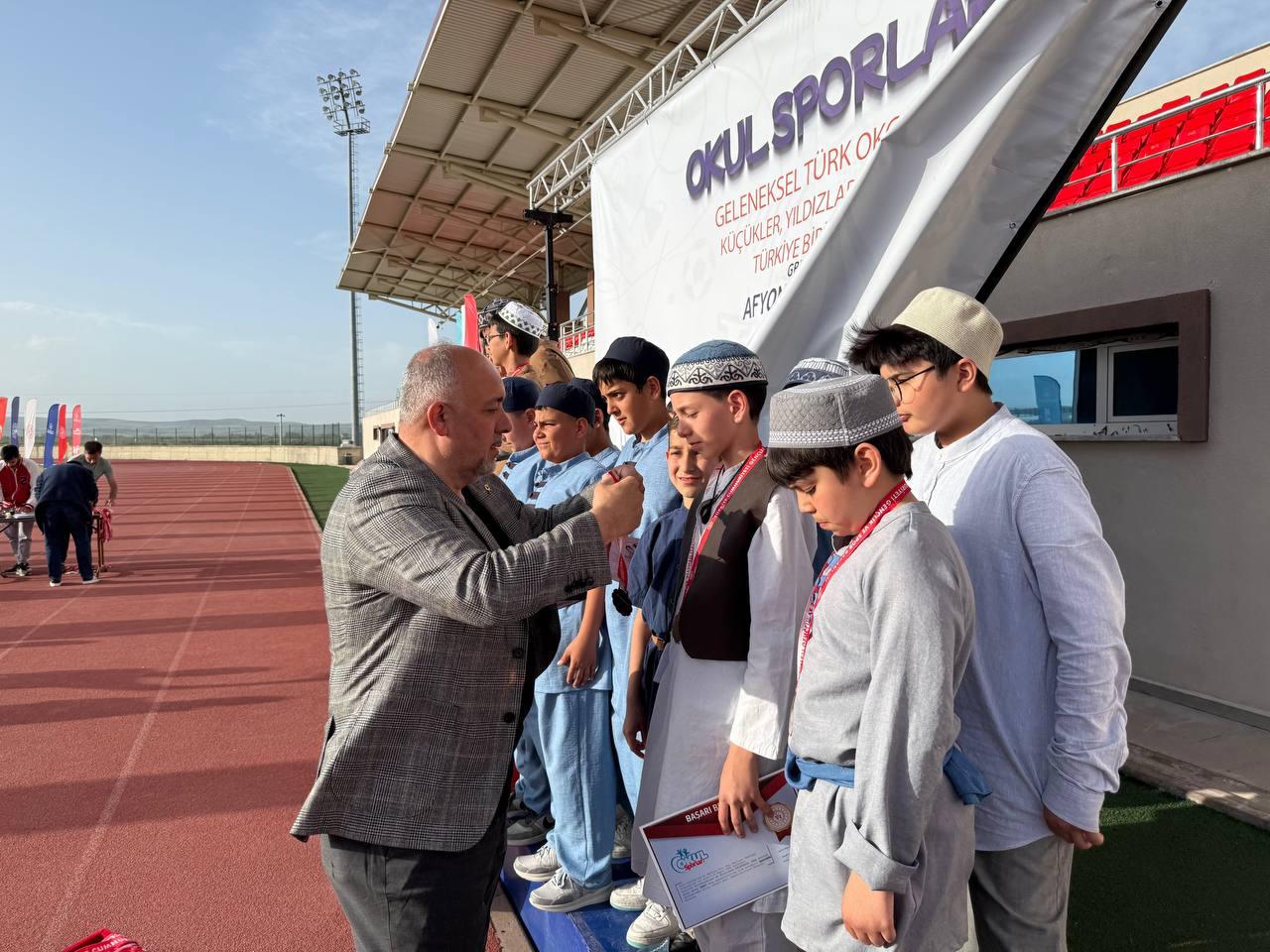 Türk Okçuluğunun Genç Neferleri Afyon’da Buluştu: 600 Sporcunun Katıldığı Grup Müsabakaları Heyecanla Tamamlandı