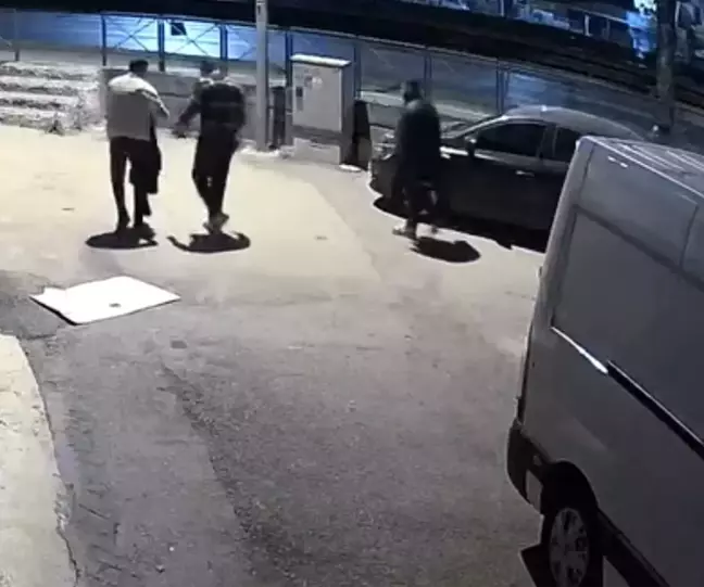 Eğlence Mekanında Silahlı Saldırı: 1 Ölü, 1 Yaralı