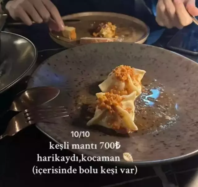 Ünlü Şefin Restoranında Fiyat Tartışması Büyüyor!  Asgari Ücret Tartışması Sosyal Medyada Gündem Oldu