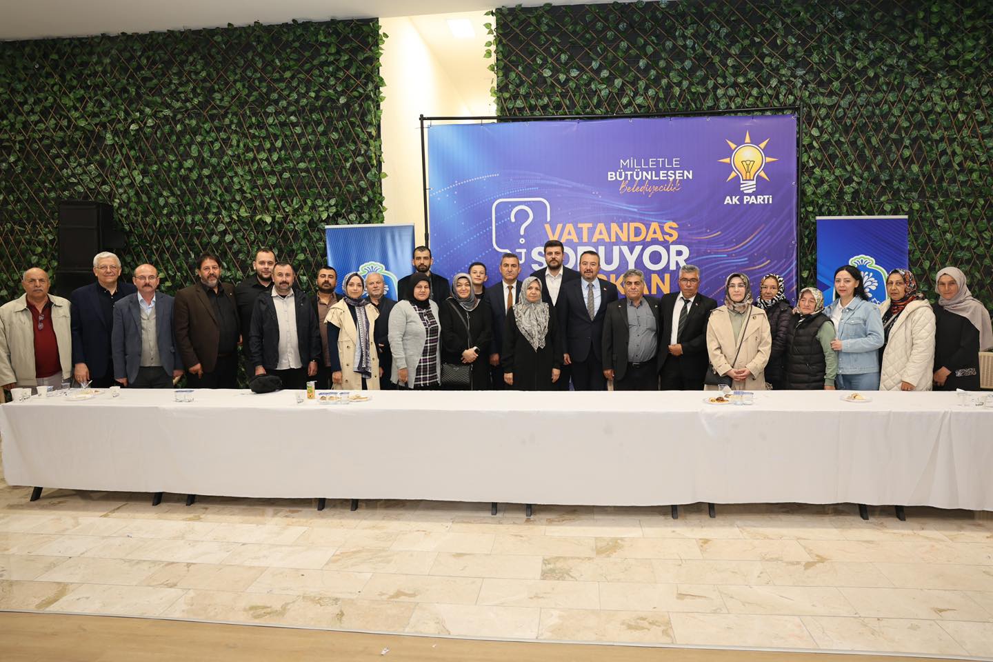Sazak Mahallesi'nde Vatandaşlarla İstişare Toplantısı Gerçekleştirildi