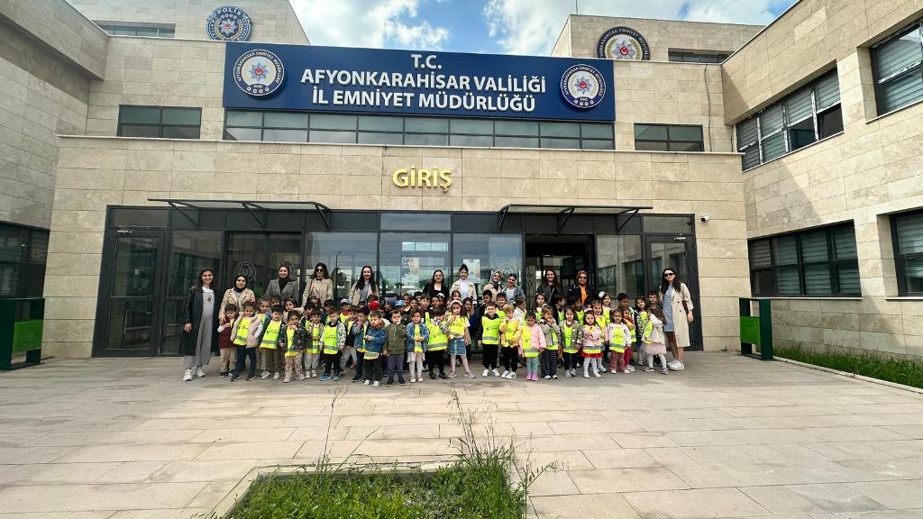 MİNİK ATOM KARINCA ANAOKULU’NDAN TRAFİK BİLİNCİNE ÖRNEK ZİYARET
